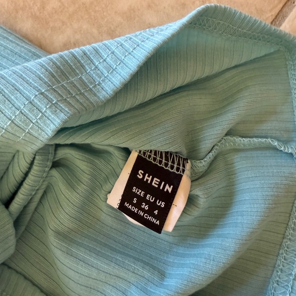 Halter Top - Picture 2 of 3